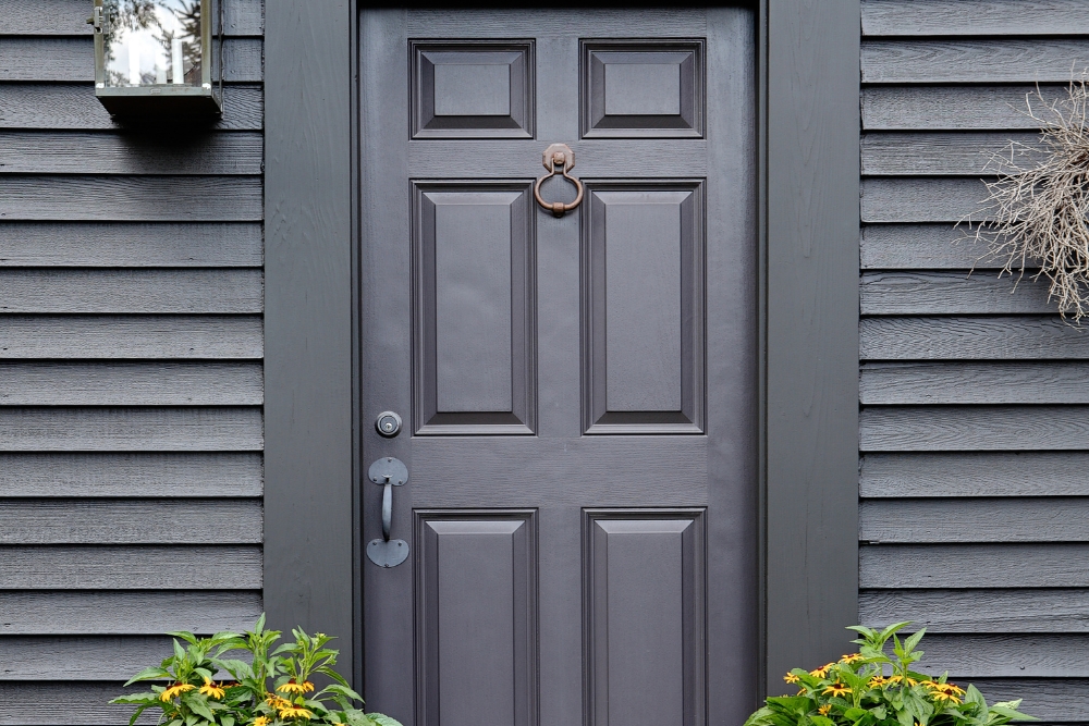 Colonial Doors in Modern Architecture