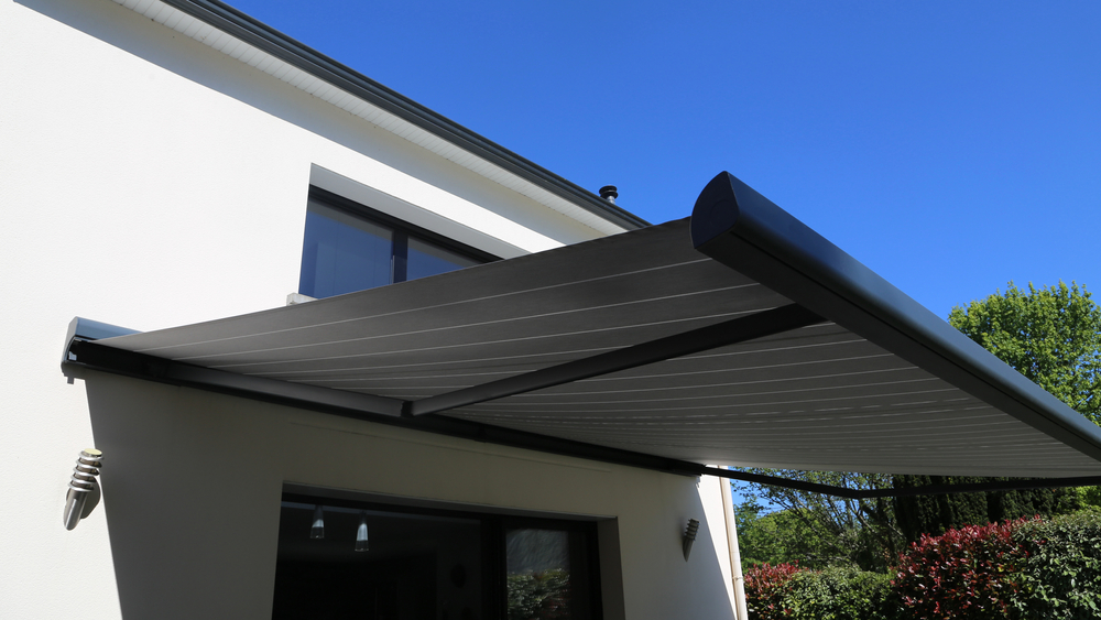The Importance of UV-Resistant Fabrics in Awnings » Awnings